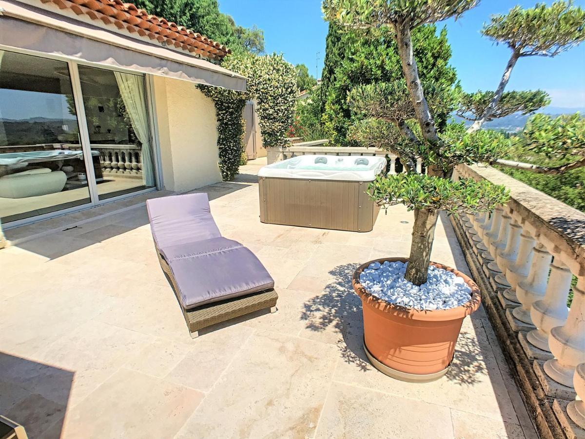 3 Bedrooms Villa Near Cannes - Pool & Jacuzzi - Sea View Mandelieu Exteriör bild