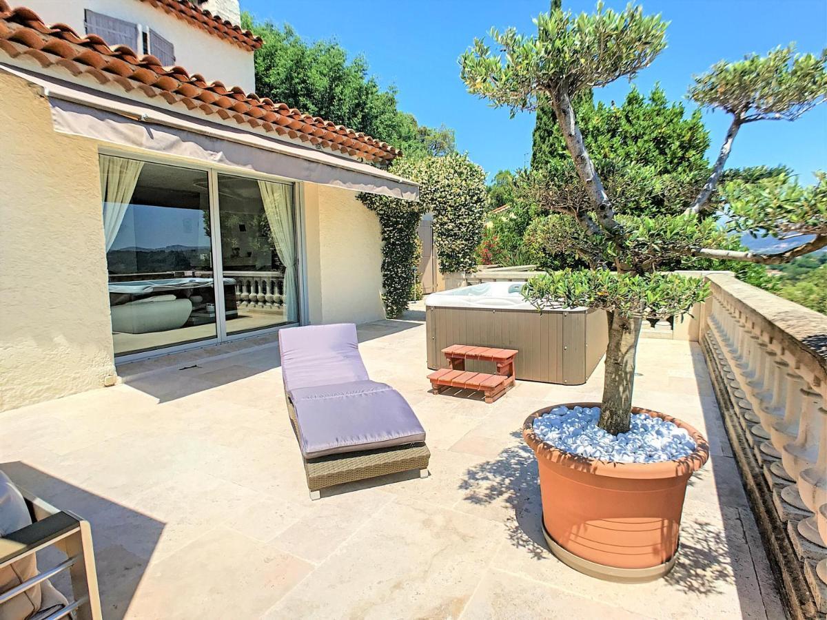 3 Bedrooms Villa Near Cannes - Pool & Jacuzzi - Sea View Mandelieu Exteriör bild