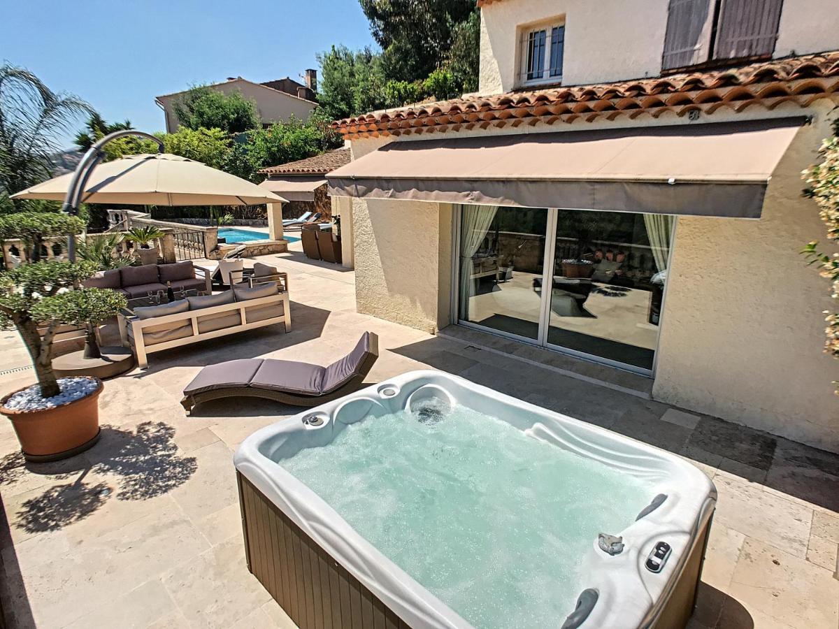 3 Bedrooms Villa Near Cannes - Pool & Jacuzzi - Sea View Mandelieu Exteriör bild