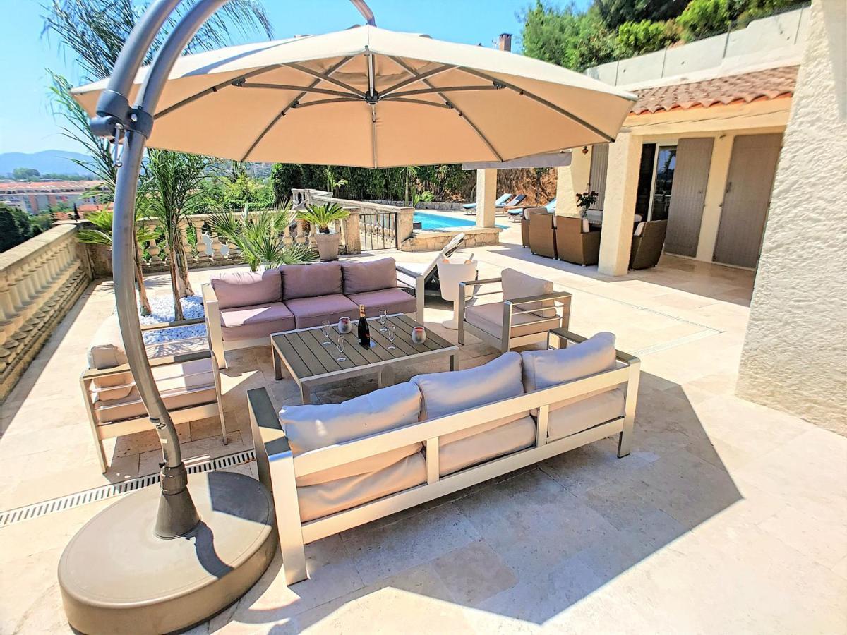 3 Bedrooms Villa Near Cannes - Pool & Jacuzzi - Sea View Mandelieu Exteriör bild